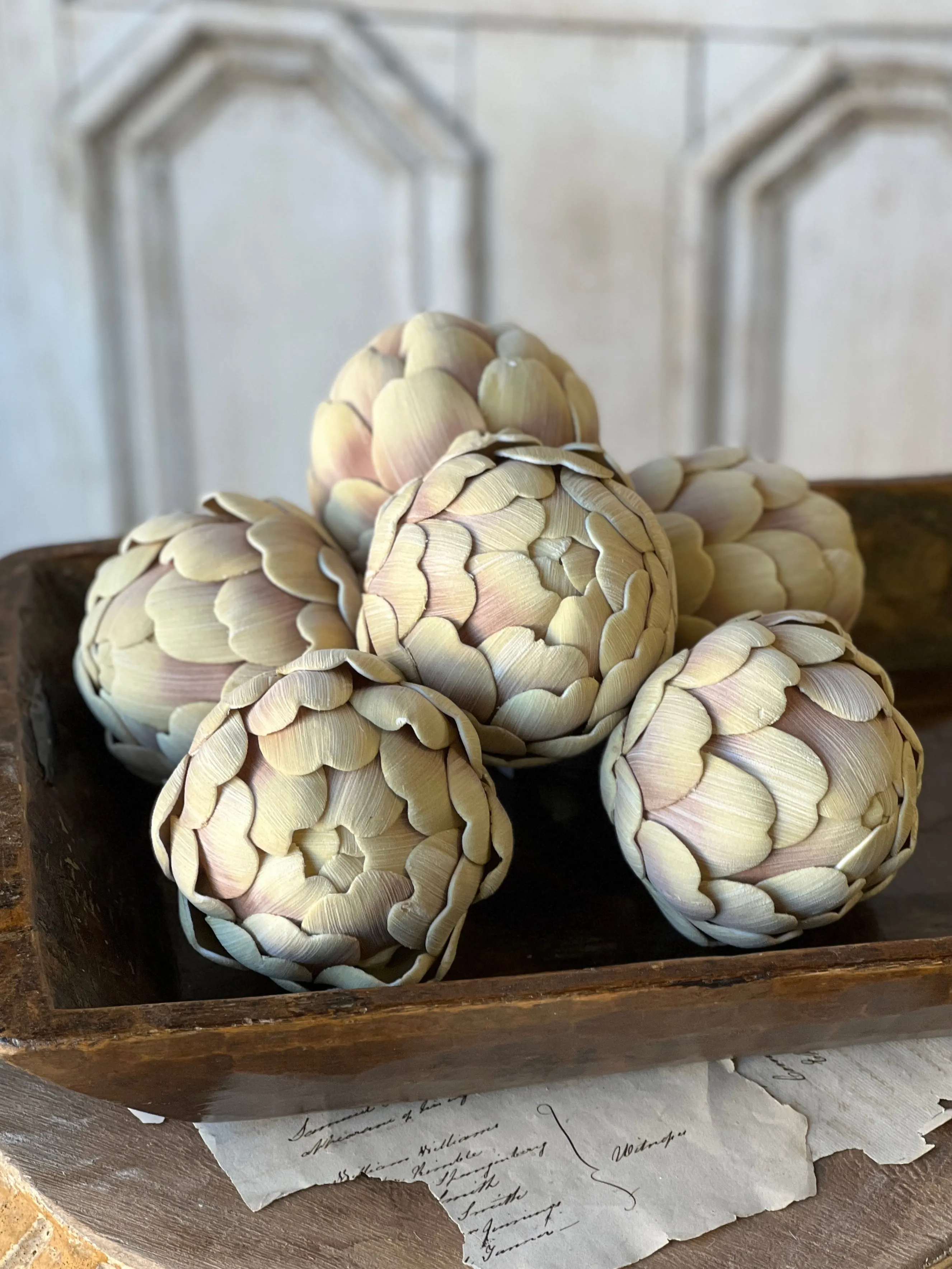 Artichoke Pick | 7" | Ecru