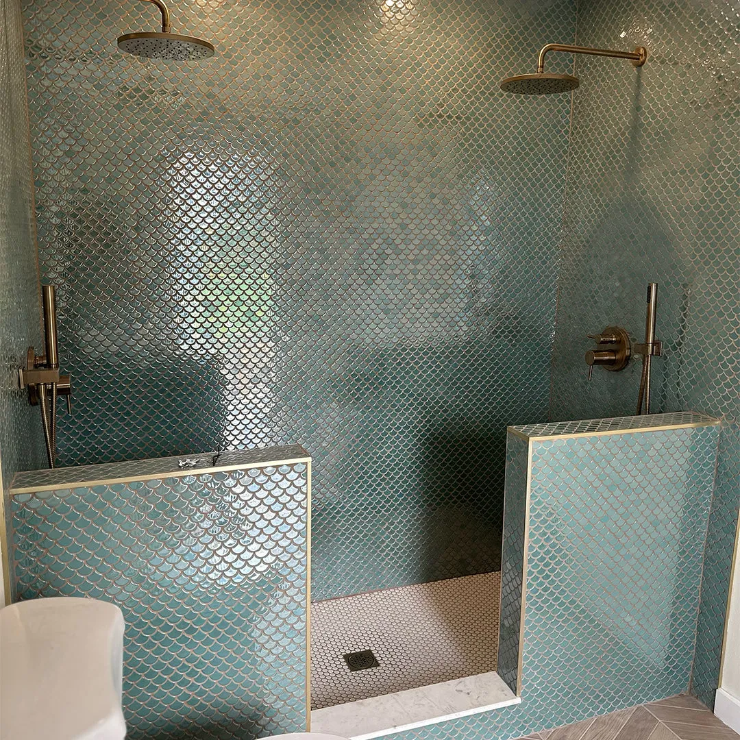 Brushed Turquoise, Fish Scale Mosaic - Glass Tile