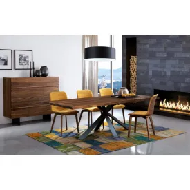 Cortina Dining Table