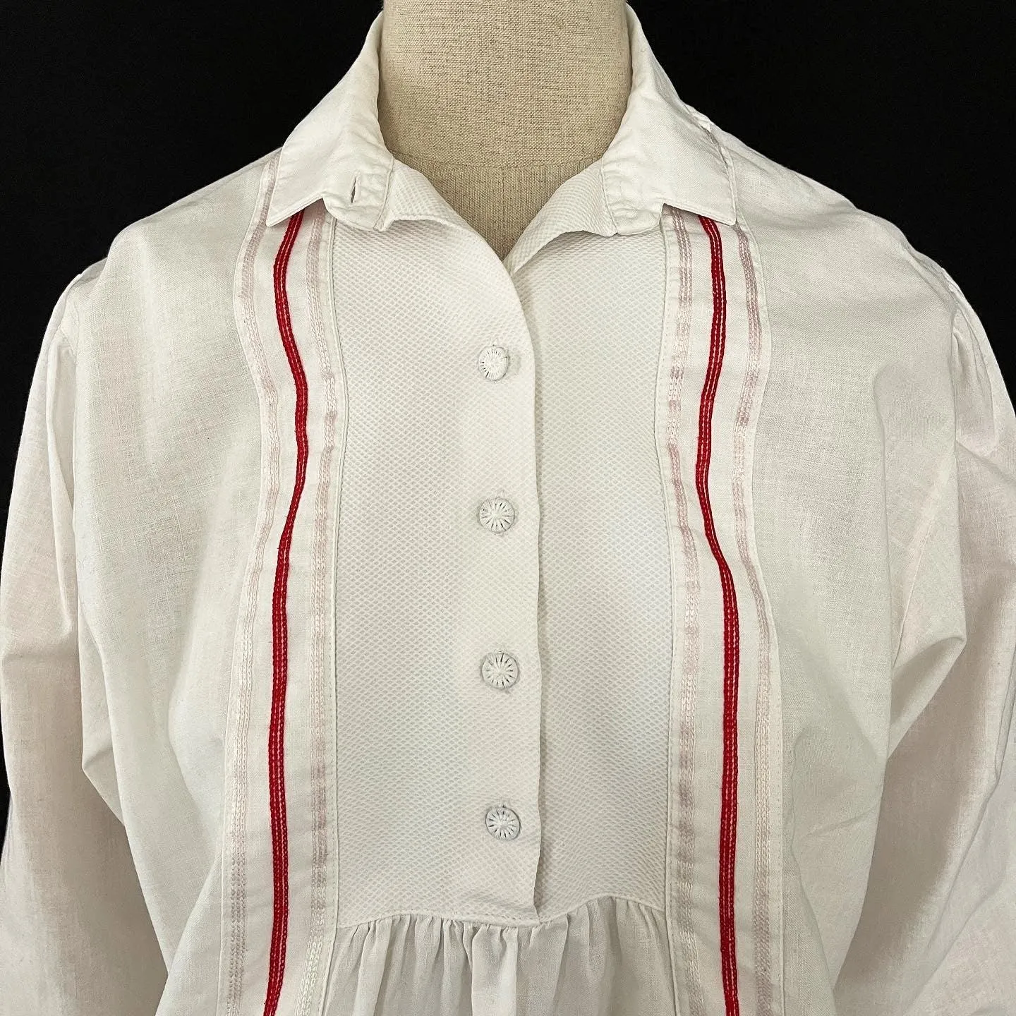 GÖSSIL Vintage Blouse