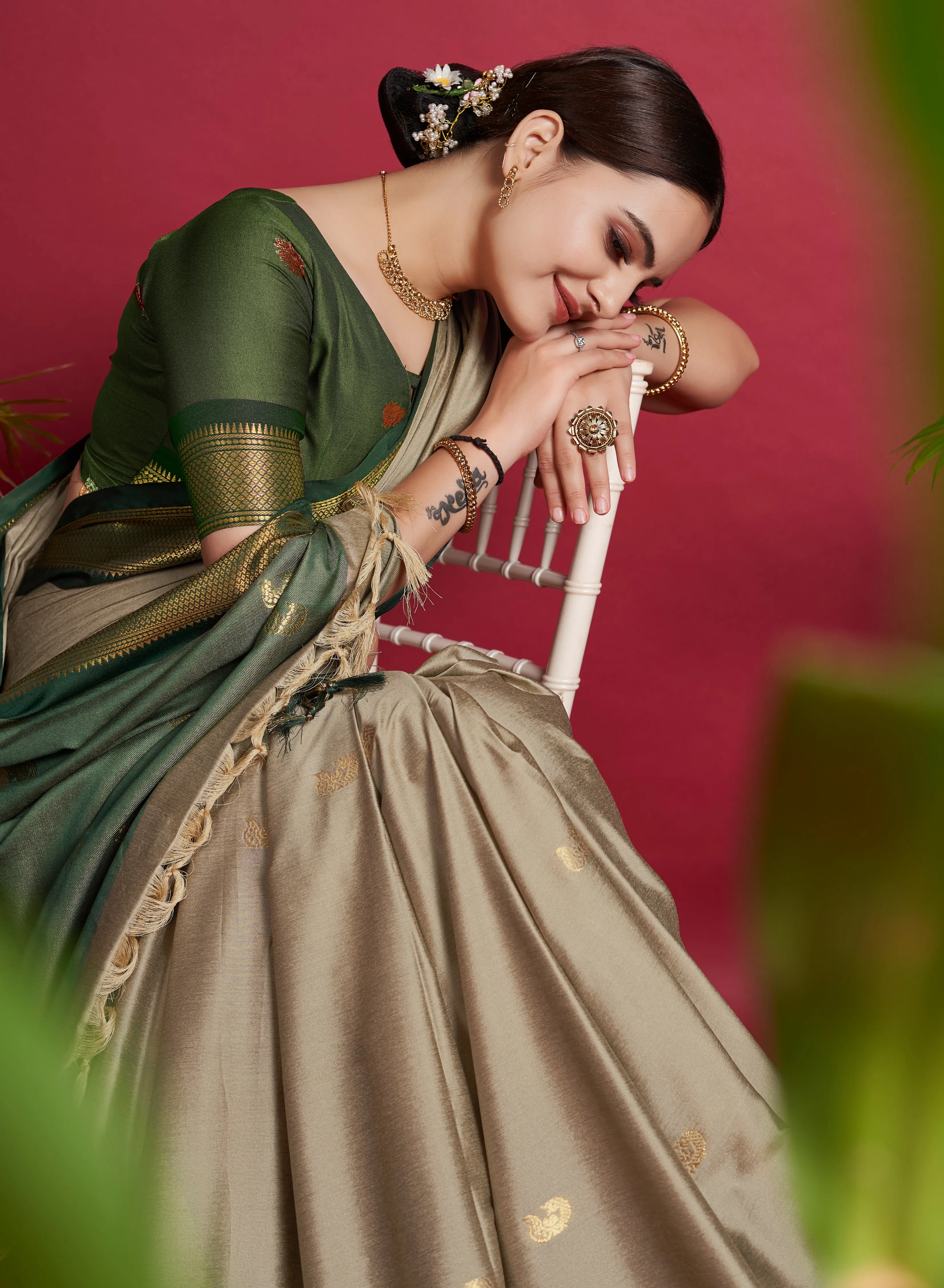Women Party Wear Plain Banarasi Silk Grey colour Saree with Zari Border Work