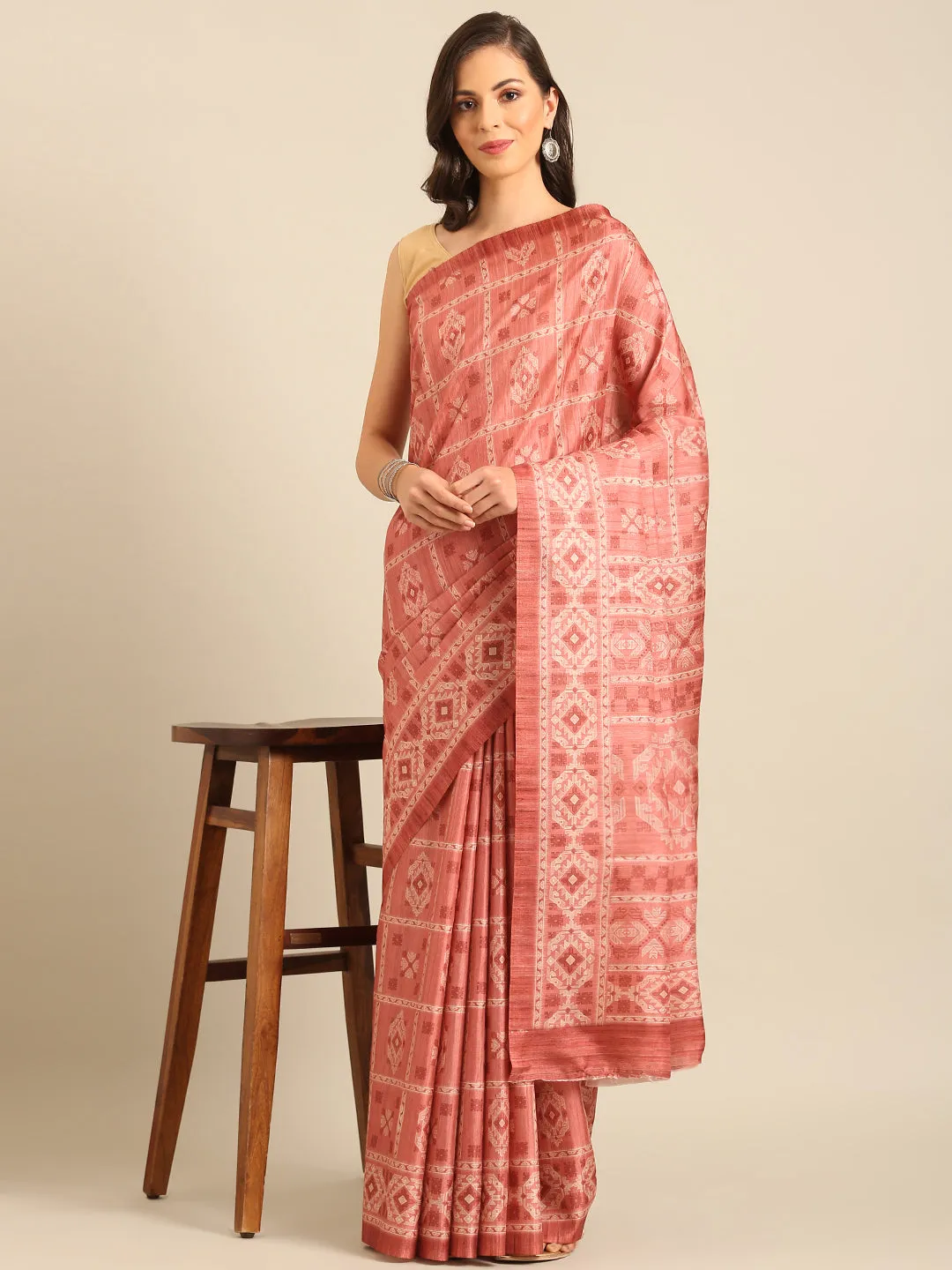 Women Peach Cotton Saree With Un Stitched Blouse